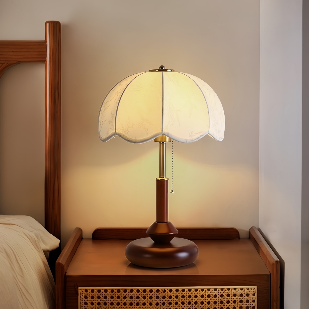 Vintage Scalloped Dome Table L - Lighting Decor For Home recension och pris