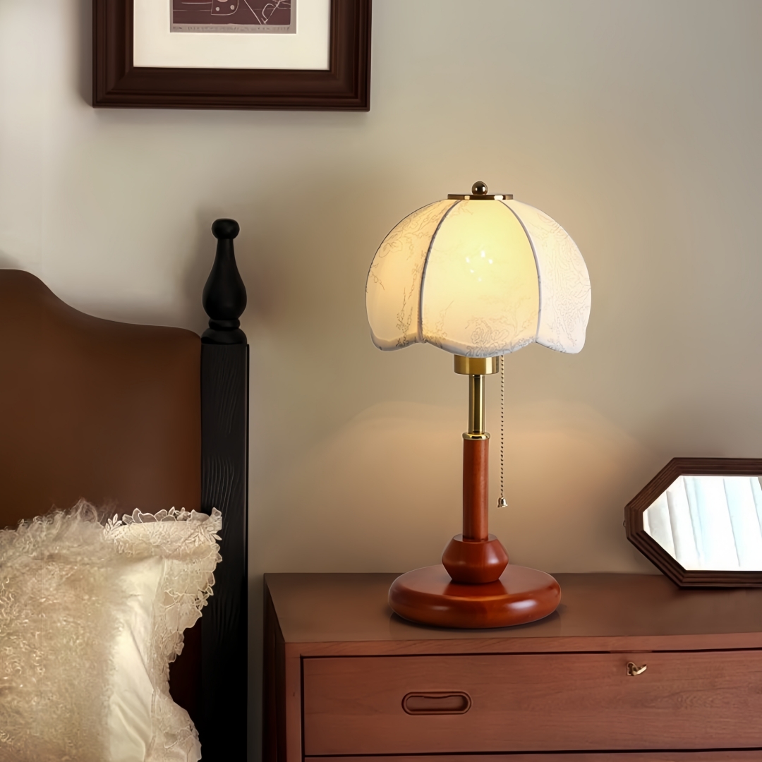Vintage Scalloped Dome Table L - Lighting Decor For Home recension och pris