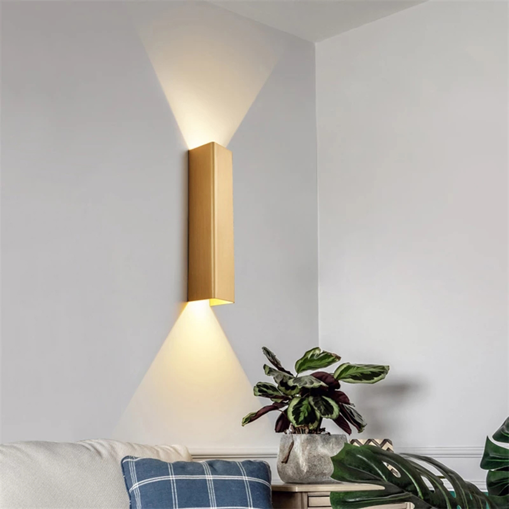 12W 18W LED Indoor Wall Lamp M - Decor Lighting Cy recension och pris
